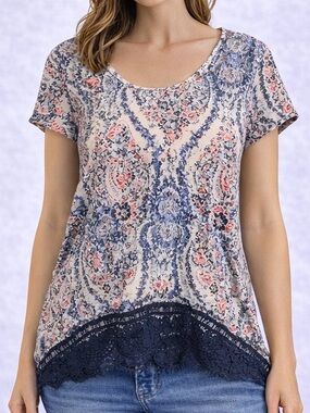 Maurice’s Women's Paisley Print Top - Size Large